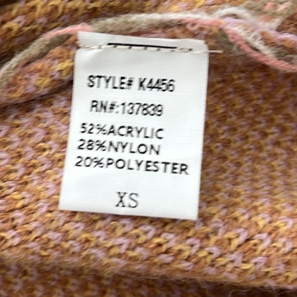 Debut, Retro Throw-back Cardigan Sweater, Adorable Flower-Child Vibe, Size XS - Picture 6 of 9